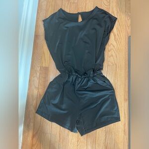 Black size medium with 2 pockets romper
